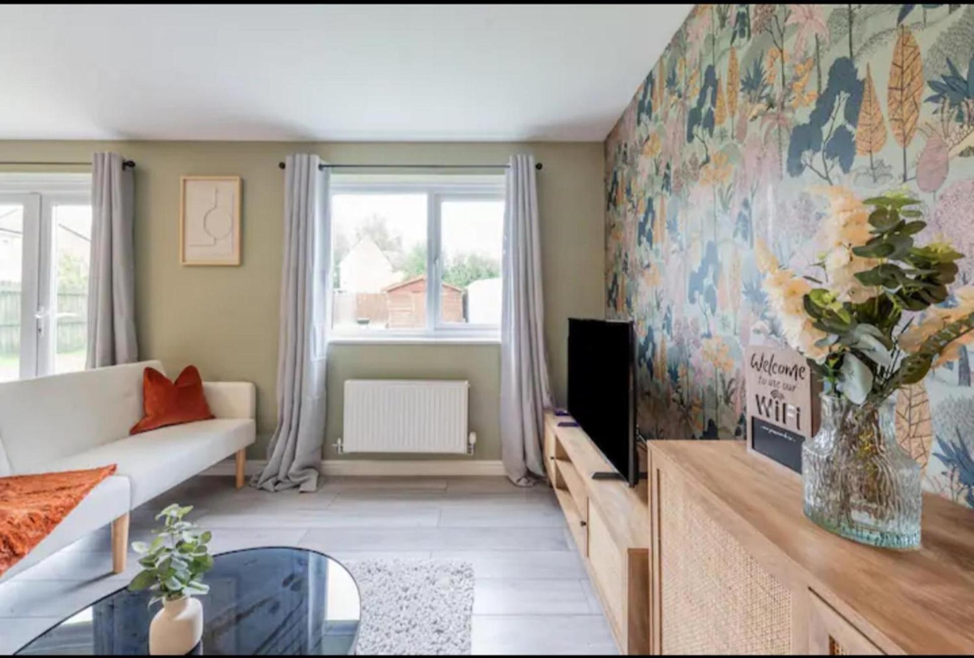 Charming Whitehurst Drive Nest In Holiday home *