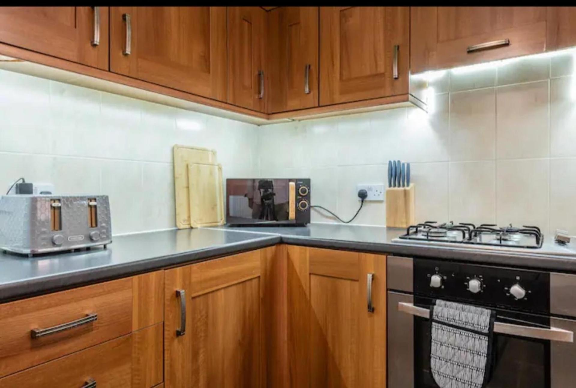 Holiday home Charming Whitehurst Drive Nest In *