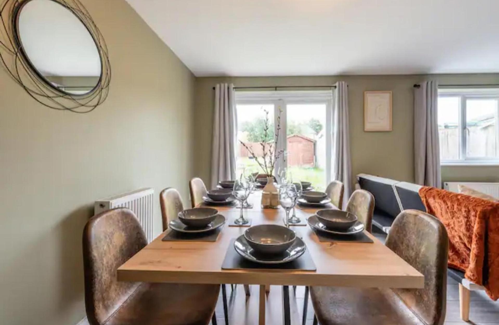 Charming Whitehurst Drive Nest In